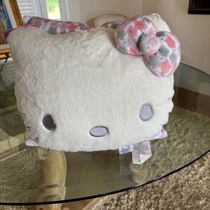NWT Hello Kitty Sherpa Decorative Pillow 2- Pack
